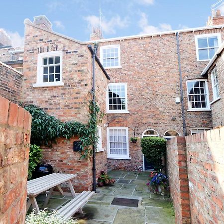 Stodham House With Minster Views! Villa York Dış mekan fotoğraf