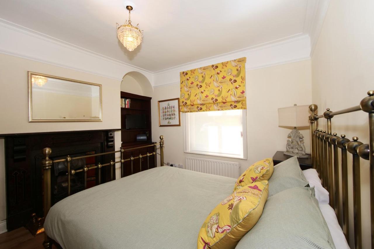 Stodham House With Minster Views! Villa York Dış mekan fotoğraf