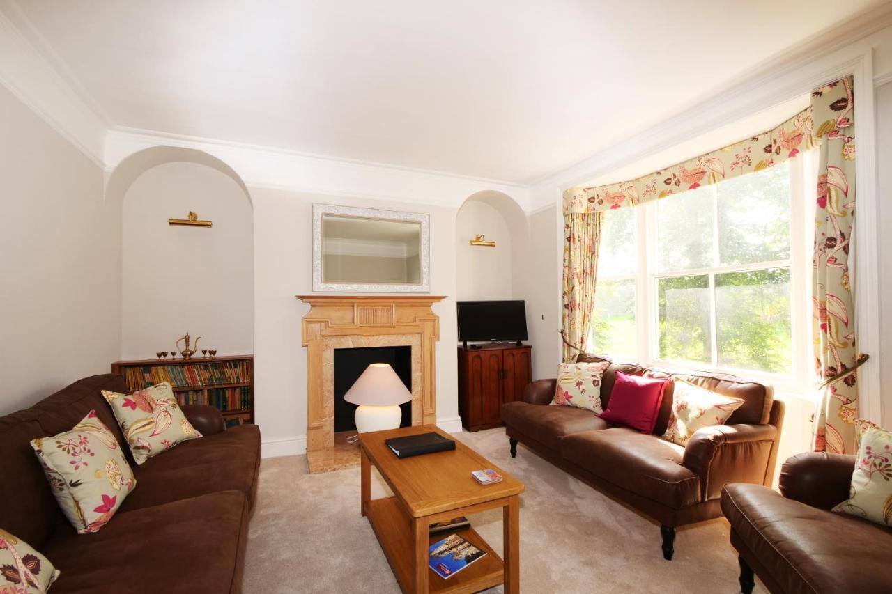 Stodham House With Minster Views! Villa York Dış mekan fotoğraf